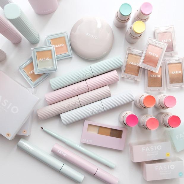 Fasio Multi Face Stick – 4g, Farbe 18 Orange Fizz, Vielseitiger Make-up-Stick
