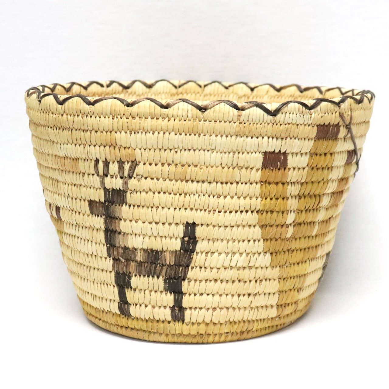 Toh-atin Gallery Durango Colorado Tohono O'odham Pictorial Basket