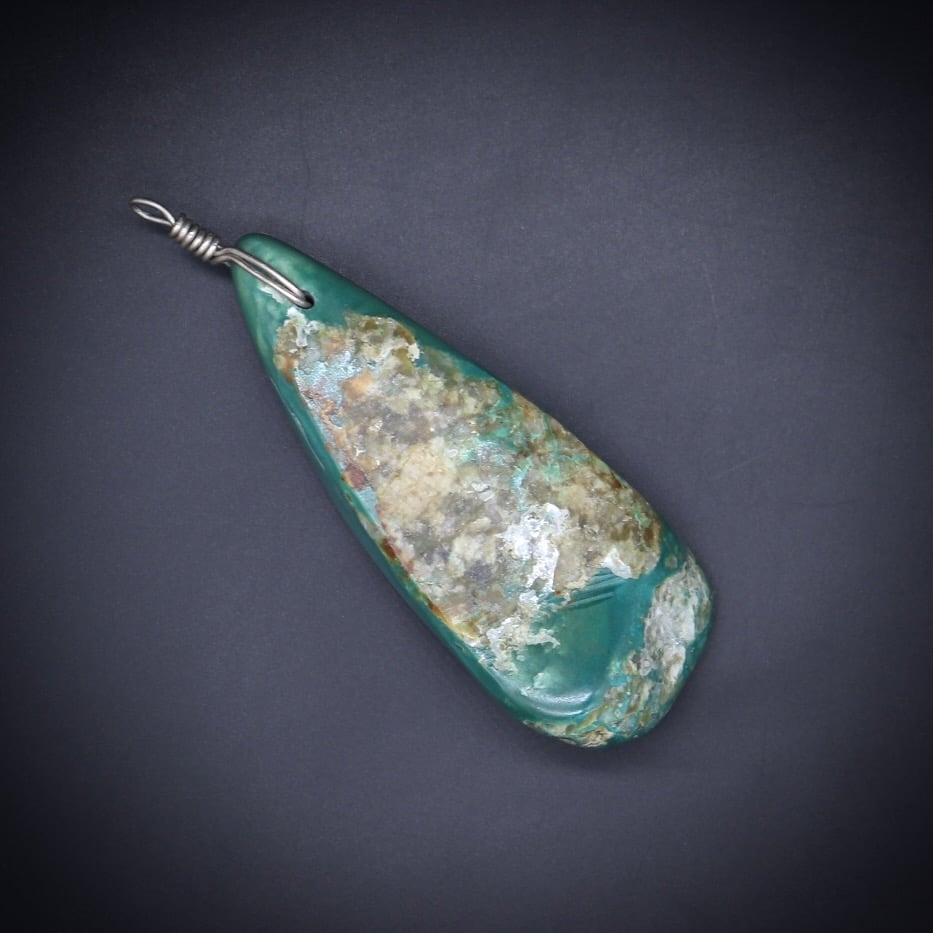 Toh-atin Gallery Durango Colorado Turquoise Nugget Pendant
