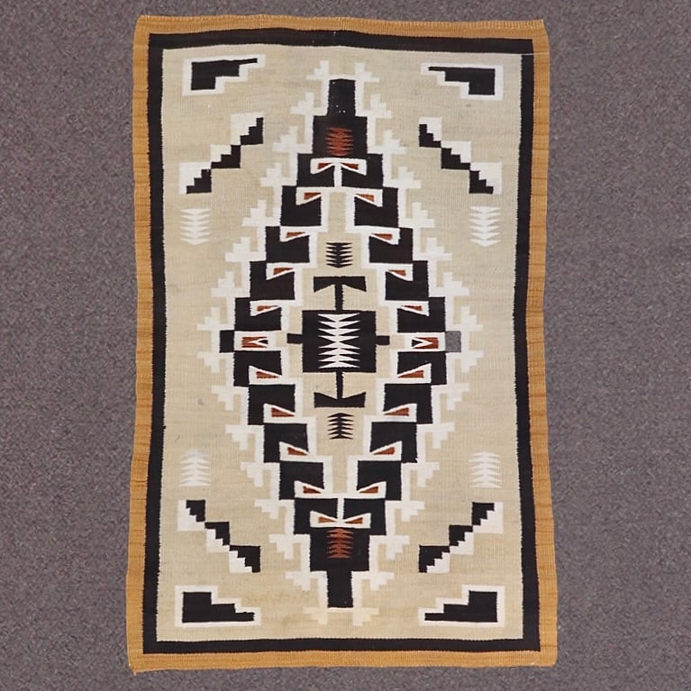 Toh-atin Gallery Durango Colorado Navajo Geometric and Vegetal Weaving